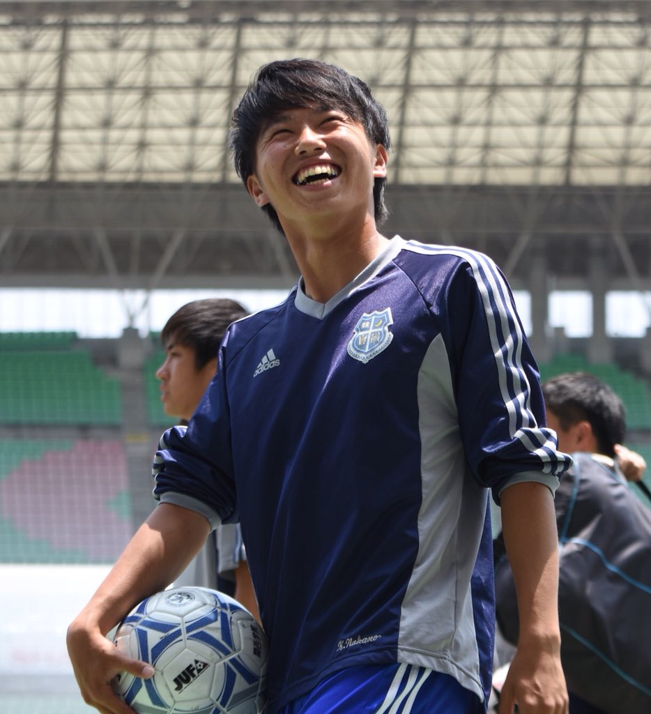 サッカー部男子】 MF中野克哉（商4）選手のJ2京都サンガF．C