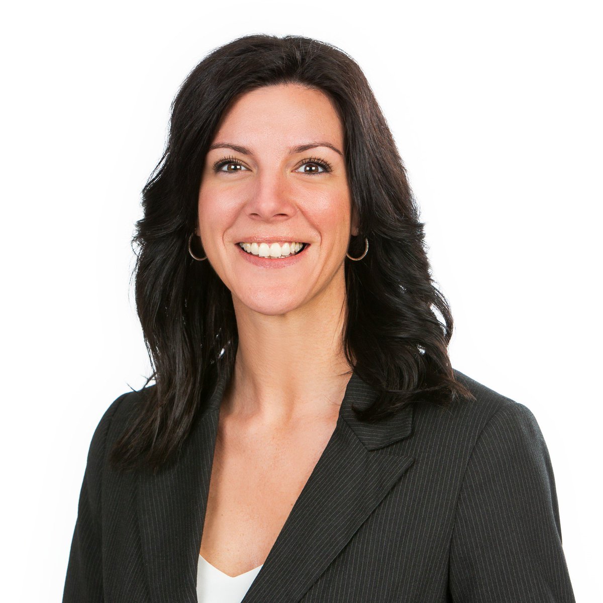 BlueTreeMelb's tweet image. Final headshots from Aspa, a corporate client who came in for an express corporate headshot. 

“Thank you SOOOOOO much they look absolutely incredible!!! I was so excited that I have already posted my linkedin pic up 😊 Thank you again, I had SO much fun!!!” - Aspa