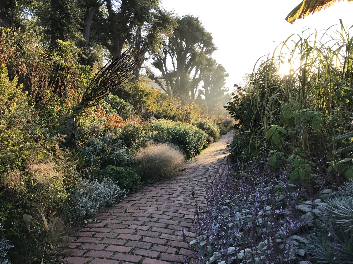 stevenedney4's tweet photo. The Salutation Hotel has been voted the most romantic hotel in England. Come for the house...stay for the gardens. https://t.co/VhO4Y9recE