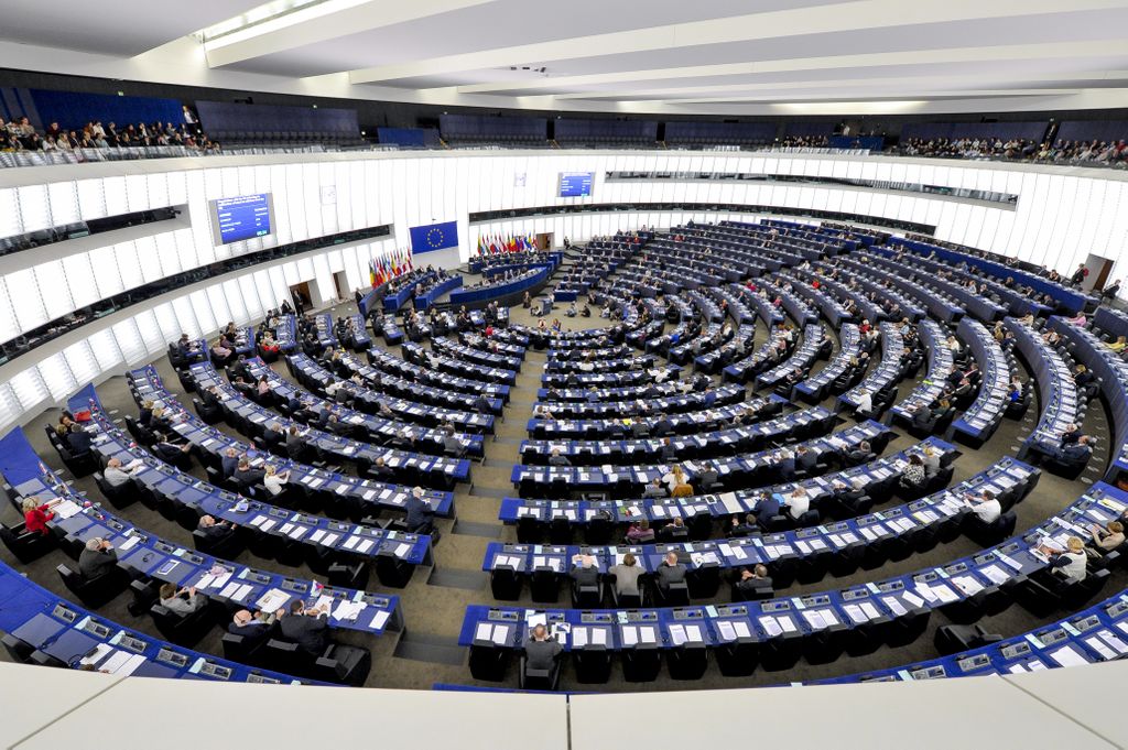 EUBlockchain's tweet image. European Parliament passes resolution on 3 October 2018 on distributed ledger technologies and blockchains: building trust with disintermediation”
europarl.europa.eu/sides/getDoc.d…
#eublockchain #blockchain