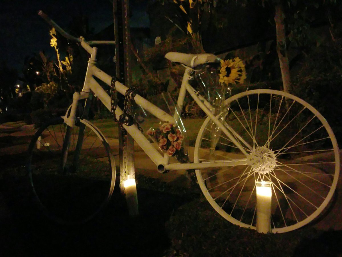3 #ghostbike installations tonight in SoCal.#hitandrun on Magnolia &amp; Cerritos in city of Stanton, hit and run on Strathern &amp; Bellingham in Sun Valley, Jose Reyes RIP on Gonzalez Rd &amp; Lantana in Oxnard.