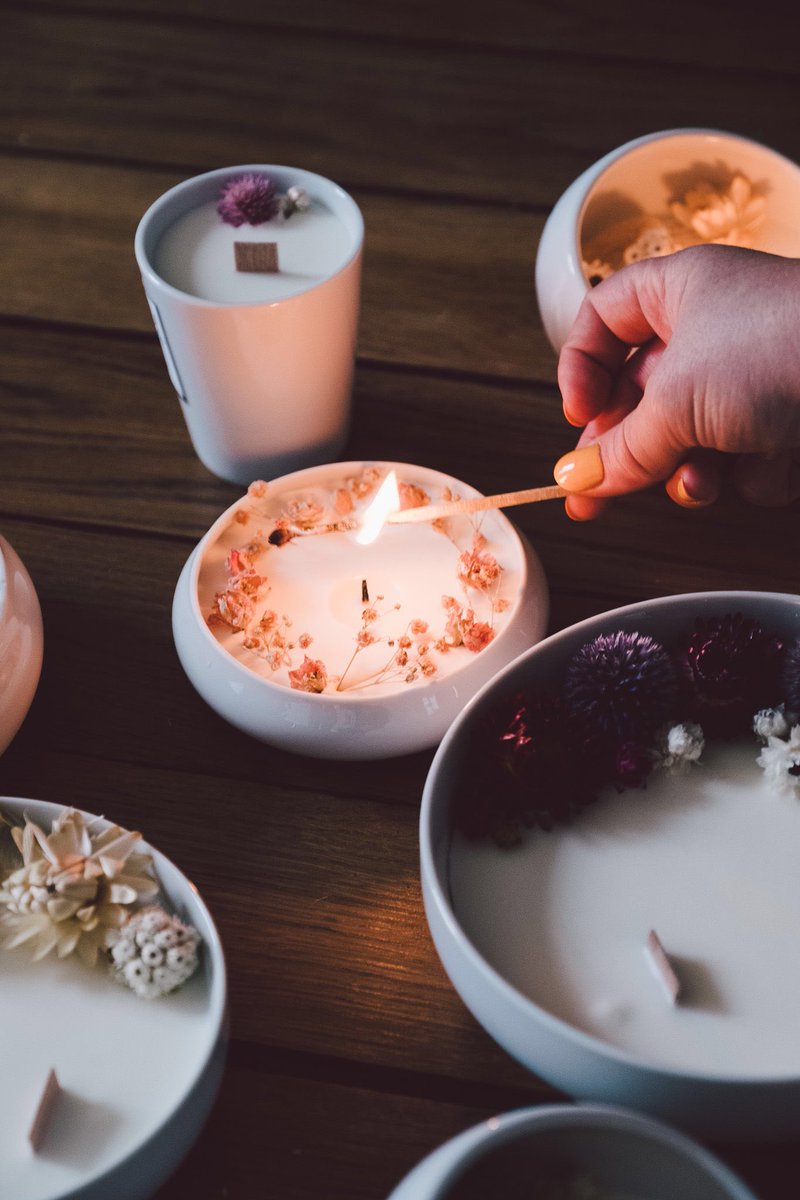 J-5! ✨
Illuminez votre quotidien avec Organic Cocoon 🌟
Des fleurs et des senteurs pour choyer votre esprit et votre corps 🌸
#bougiefleurie #flowercandle #newad