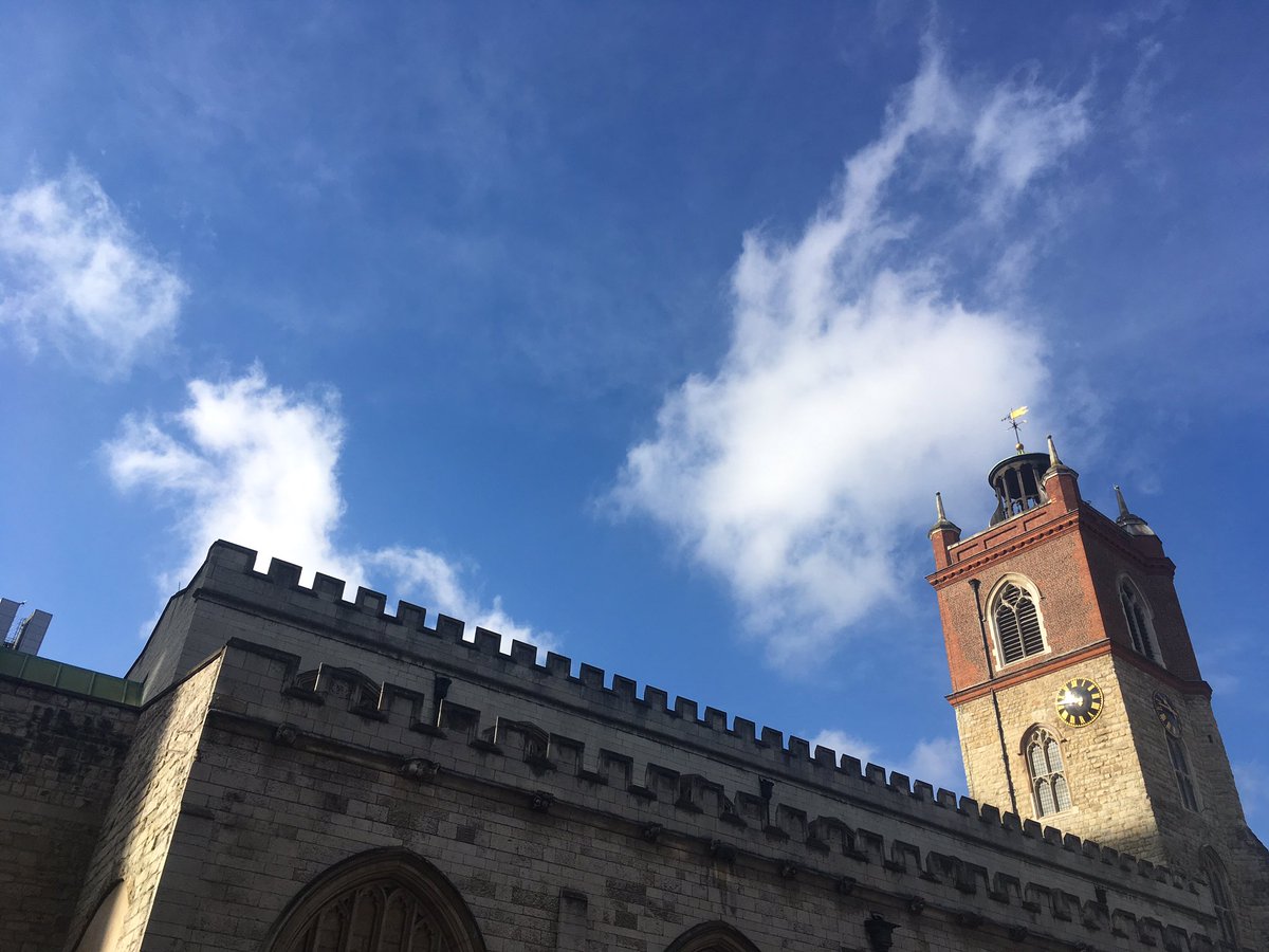 St Giles Cripplegate in the October sun ☀️