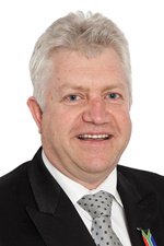 WCProvParl's tweet photo. #KnowyourExecutive Hon Alan Winde (DA) is the Western Cape Minister of Economic Opportunities https://t.co/0kNE8Uzxyy @alanwinde https://t.co/zQYpFVFxob