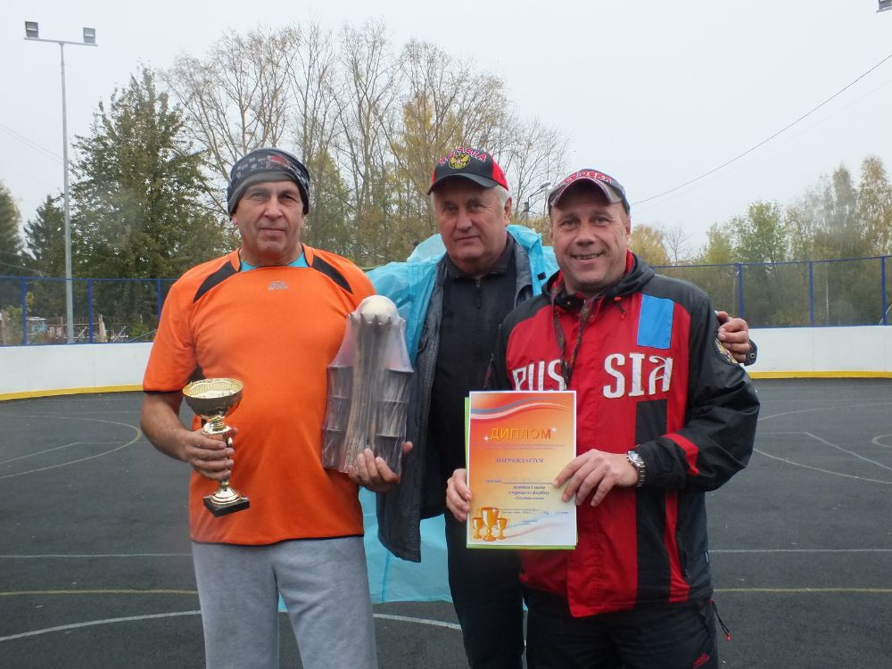 floorball37's tweet photo. В Гаврилово – Посадском муниципальном районе состоялся турнир по флорболу «Золотая осень»
▶️Подробнее:https://t.co/Txk9KOTchr

#РусскийМанчестер #Иваново #Приволжск #флорбол37 #нффр #ялюблюфлорбол #russiafloorball #флорбол https://t.co/1sJ7E3VDC1