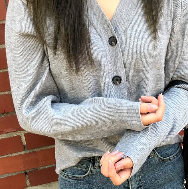 ownair_jp's tweet photo. * 18FW NEW Item * 
■ソフトリブカーディガン【全4色】 ¥4,600(税込) 
■size : free
■colors : black/ brown/ pink/ gray
-model : 162cm

https://t.co/F8aTj1xgUP

#ファッション通販 #ownair #ownair_jp #韓国ファッション #韓国 https://t.co/Boyuaik8z8