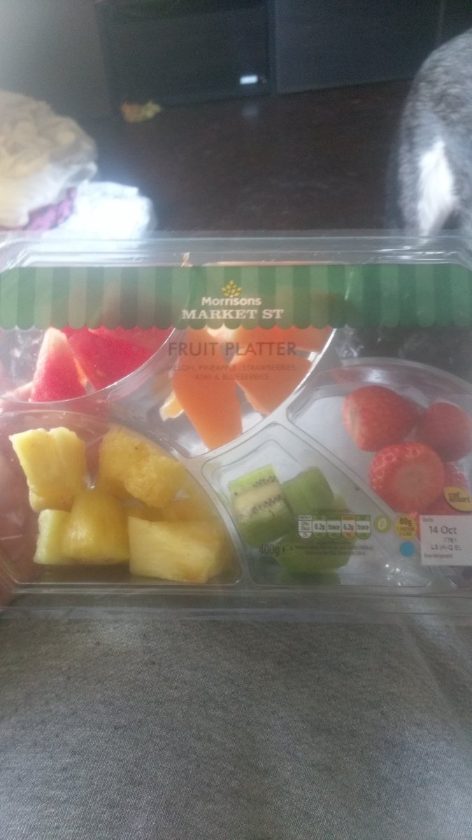 Davidhulse10's tweet photo. Snack time https://t.co/pqgYNX83yc