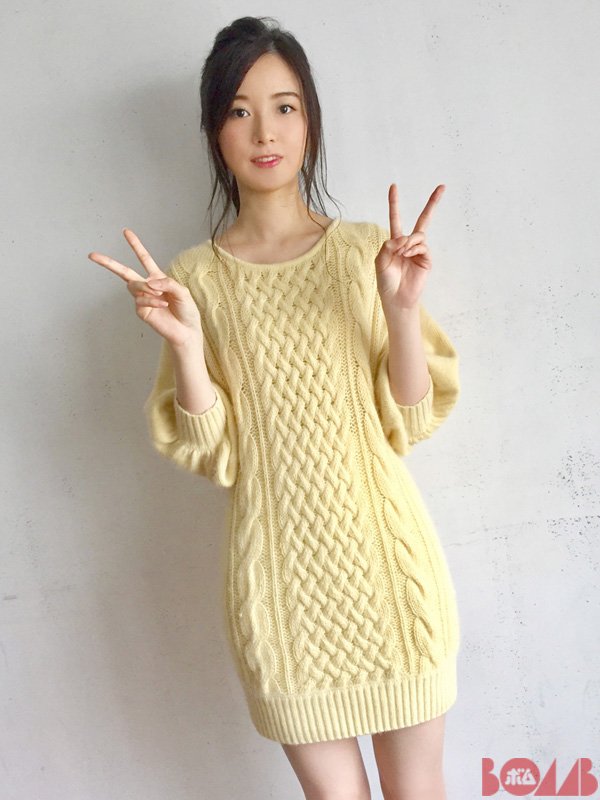 Bomb編集部 No Twitter Bomb11月号発売中 乃木坂46からはアンダーの3人が まずは佐々木琴子のキタキツネグラビア 笑顔がカワイイ そして阪口珠美 中村麗乃の高校二年生コンビは 放課後の れのたま です 乃木坂46 佐々木琴子 阪口珠美 中村麗乃 T Co Bomb編集部 No Twitter Bomb11月号発売中 乃木坂46からはアンダーの3人が まずは佐々木琴子のキタキツネグラビア 笑顔がカワイイ そして阪口珠美 中村麗乃の高校二年生コンビは 放課後の れのたま です 乃木坂46 佐々木琴子 阪口珠美 中村麗乃 T Co