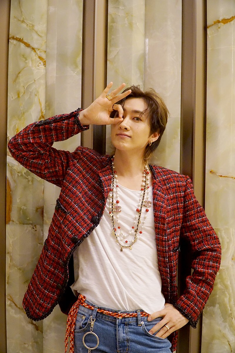 SJofficial's tweet photo. 슈퍼주니어 스페셜 미니앨범 'One More Time'
자켓 촬영 현장 비하인드컷📸   
#은혁 #EUNHYUK
#동해 #DONGHAE
#시원 #SIWON
#려욱 #RYEOWOOK

#슈퍼주니어 #SUPERJUNIOR #OneMoreTime #OneMoreTimeSJ #LabelSJ https://t.co/Sw8HHX6pHZ