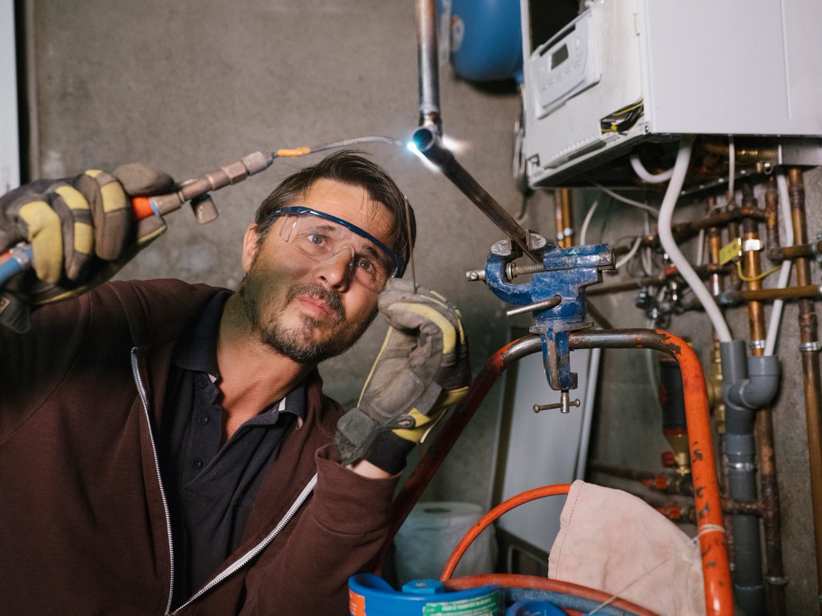 #TeamBati
Vous êtes chef d’entreprise du bâtiment et vous avez une question juridique ? La CAPEB vous accompagne. RDV ici ➡adhesion.capeb.fr