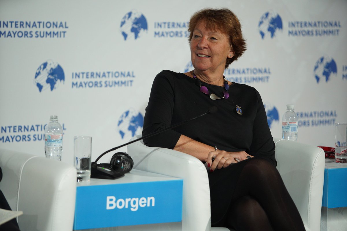 Mayor of Oslo spoke at the <a href="/MayorsSummit_ua/">Mayors Summit</a> 
<a href="/MarianneBorgen/">Marianne Borgen</a>:
"I strongly believe that our municilal policies are being improved by active dialogue. And this, in turn, is creating a better quality of democracy."
#мояідеямоємісто