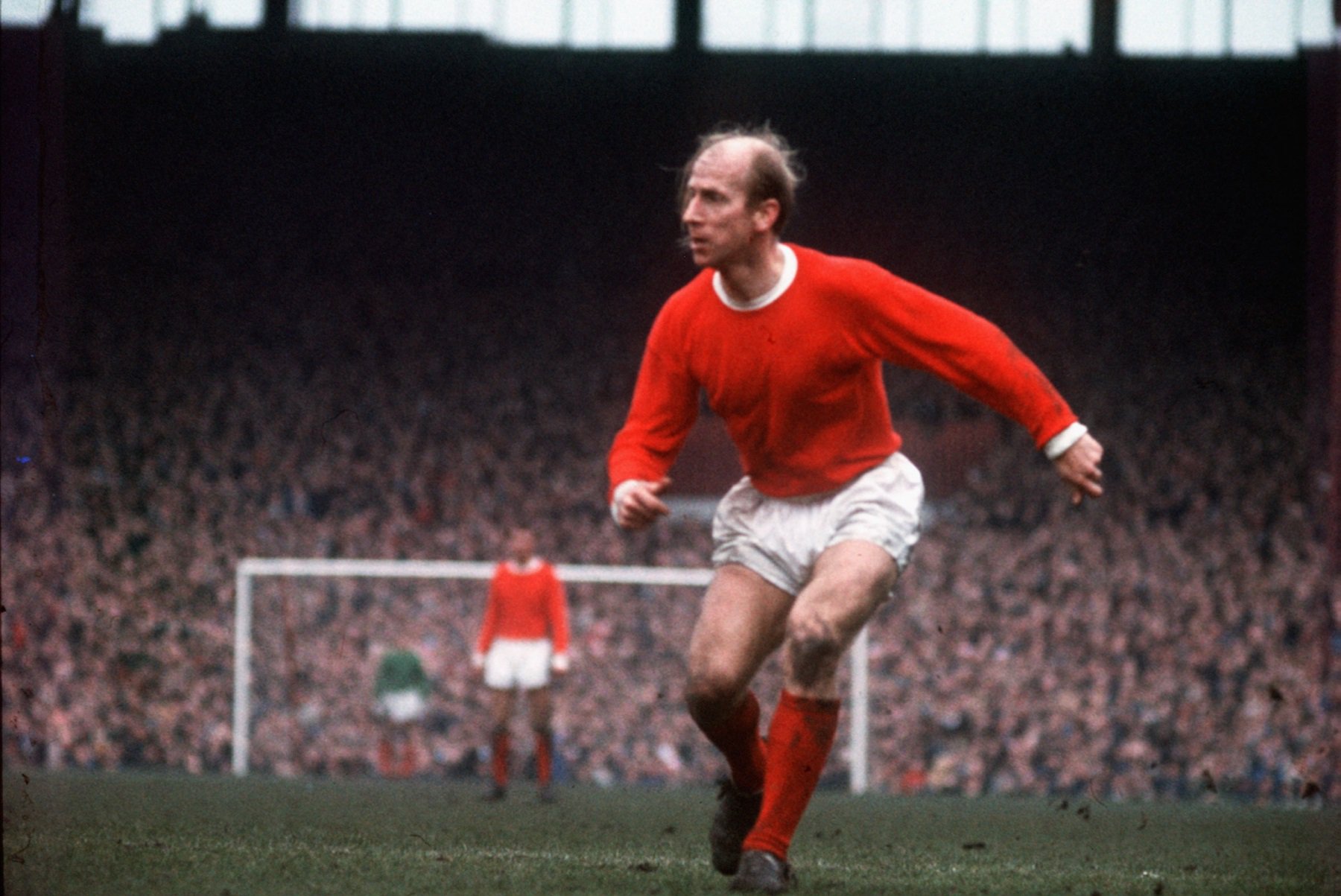 Happy birthday to United legend Sir Bobby Charlton, who turns 81 today  