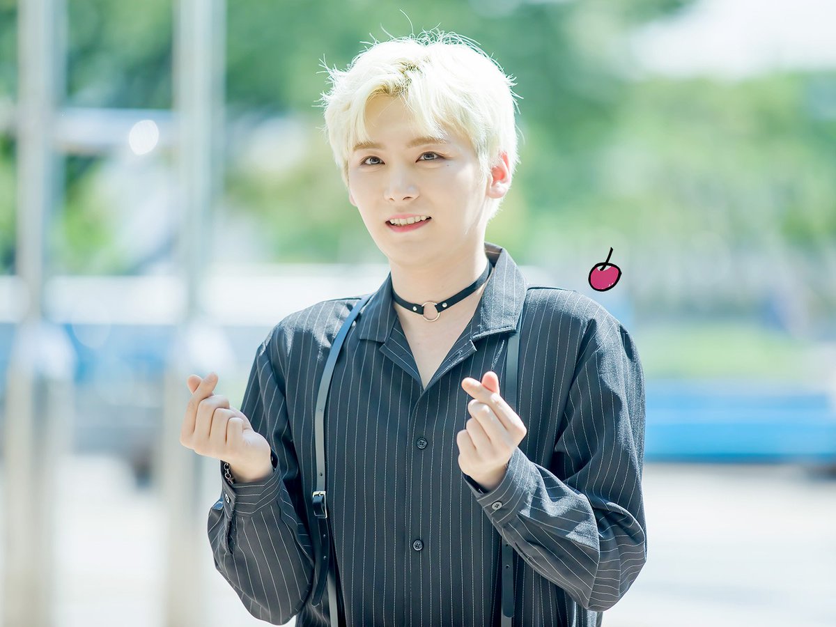 B_Fruit_Family's tweet photo. 180831 일일 팬매니저 이벤트

#빅플로 #BIGFLO #거꾸로 #emphasize
#성민 #오성민 #체리성민 #SUNGMIN
@BIGFLO_SUNGMIN https://t.co/6rjli7oWiN
