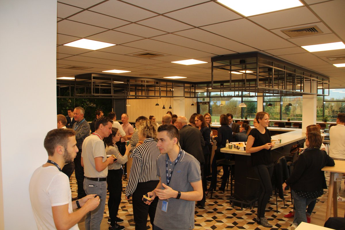 daringtocommIT's tweet photo. Welcome to the new colleagues this morning for a moment of conviviality over breakfast. #JobsNRB https://t.co/grwcfRjFKu