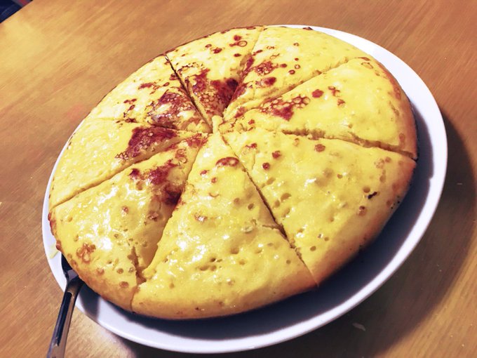 たまごたっぷり蒸し焼きパンケーキ 