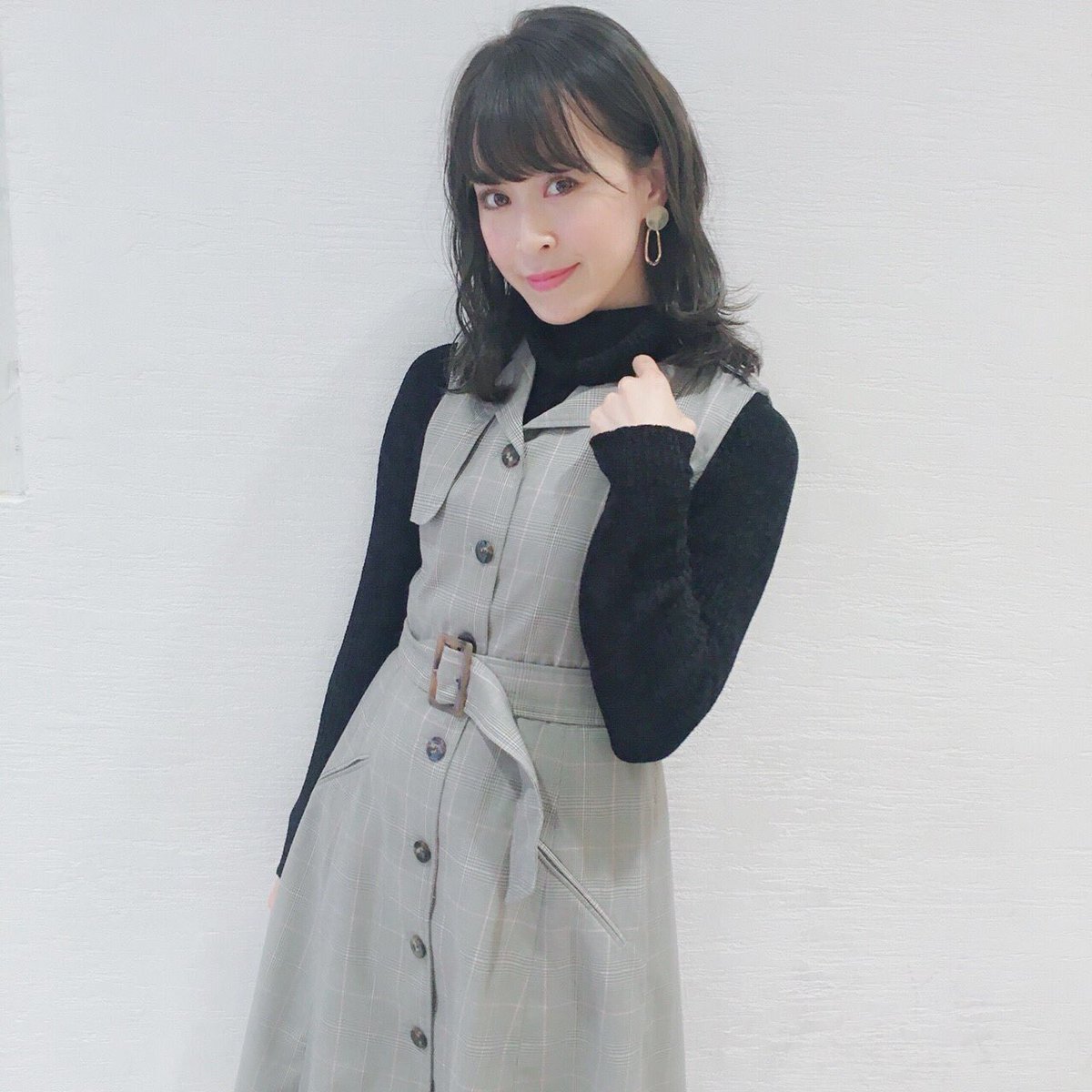 Uzivatel Dazzlin梅田est店 Na Twitteru 話題のコラボワンピース ノースリトレンチワンピース 9 900 Tax Size S M 大人気雑誌 Ray とのコラボワンピース 上品さ漂う中にシルエットや フィッシュテールなど可愛らしさも 兼ね備えた1枚 アウターやインナー