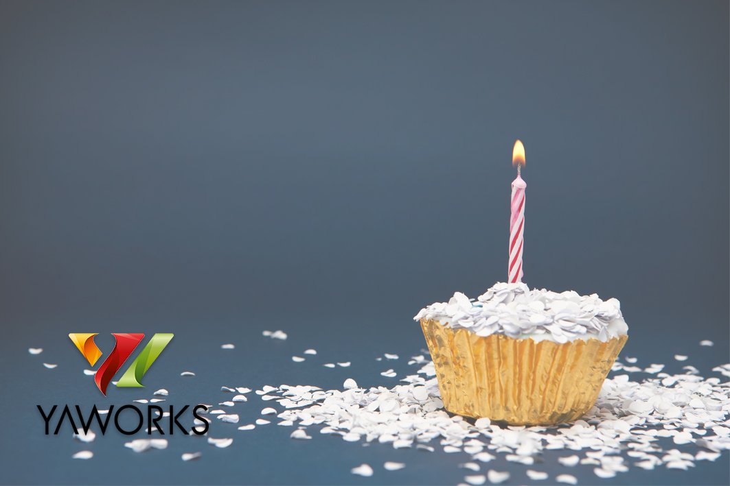 YaWorks's tweet image. In oktober vieren we zeven jubilea bij YaWorks! Alex Mavrin is al zes jaar bij YaWorks, Brian Chundro en Dave Diependaal zijn vijf jaar bij de club en Simon Dompeling drie jaar. Daniël Verlouw, Pleunie Raspe en Ayelet Karo vieren hun eenjarig jubileum. Van harte, dames en heren!