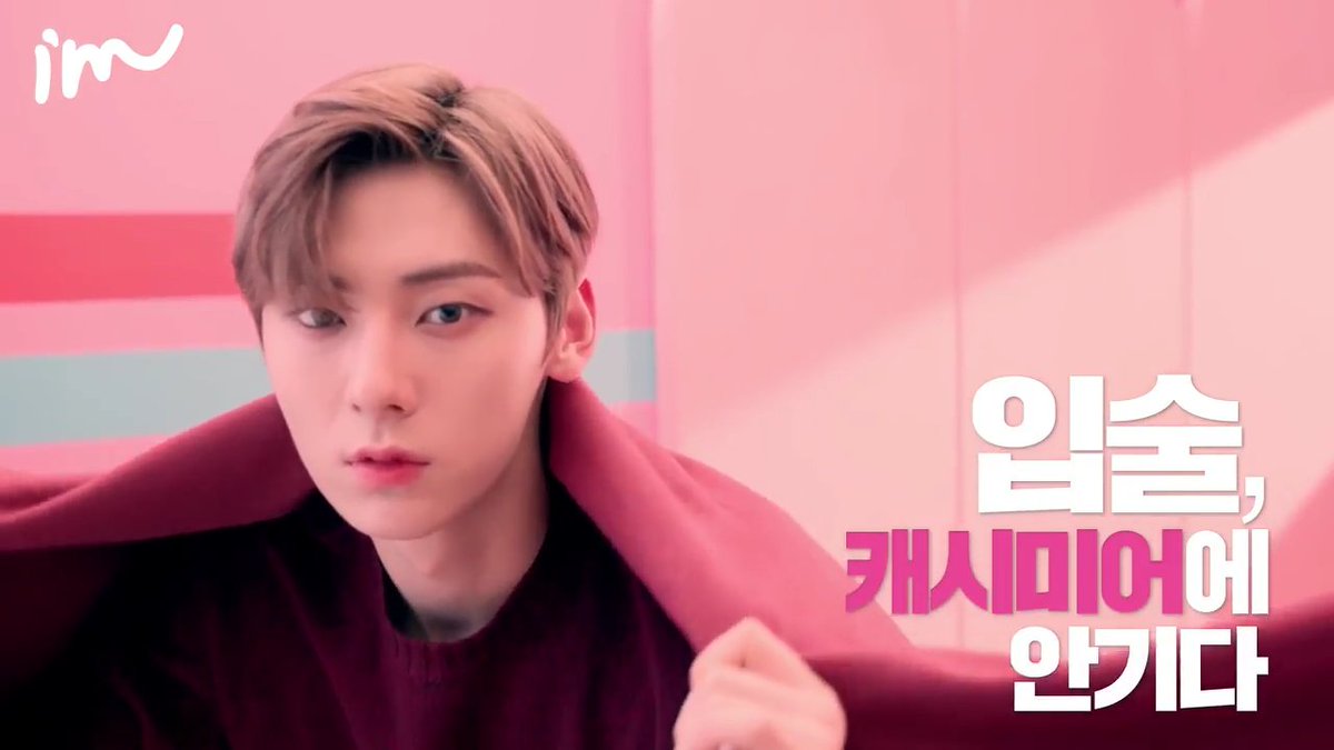 황민현_THAILAND!♡ tweet media