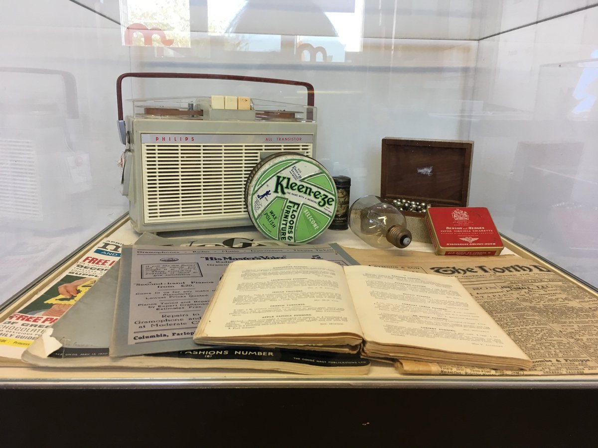 The <a href="/BarumMuseum/">Museum of Barnstaple and North Devon</a> wants to hear from old employees of Brannams, Derby lace factory, Youings, Banburys, Torrington Creamery, Dornat's mineral water factory, Appledore and Hinks Shipyards. Get in touch with your memories: ow.ly/EWEV30mbHdA #NDevon