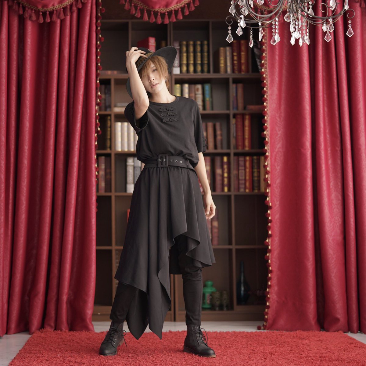 ワンピース専門店favorite בטוויטר 告知 メンズも着れるユニセックスのお洋服を Iro Iro Favorite和装ラインから明日より発表いたします Chitoseruto さんがカッコ可愛く着こなしてくれています お楽しみに