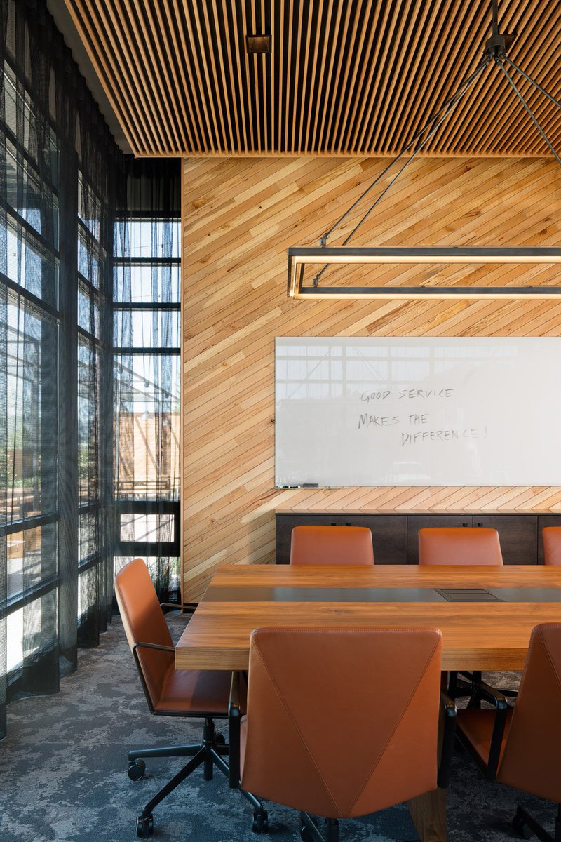 ClarusBoards's tweet photo. Check out these beautiful installs from Office Snap Shots of the Maletis Beverage Offices in Portland. Collaboration surfaces complete the space! #ClarusInstall #InteriorDesign #Install
Design by Holst Architecture and photography by Andrew Pogue. https://t.co/23Zd8ocwh5