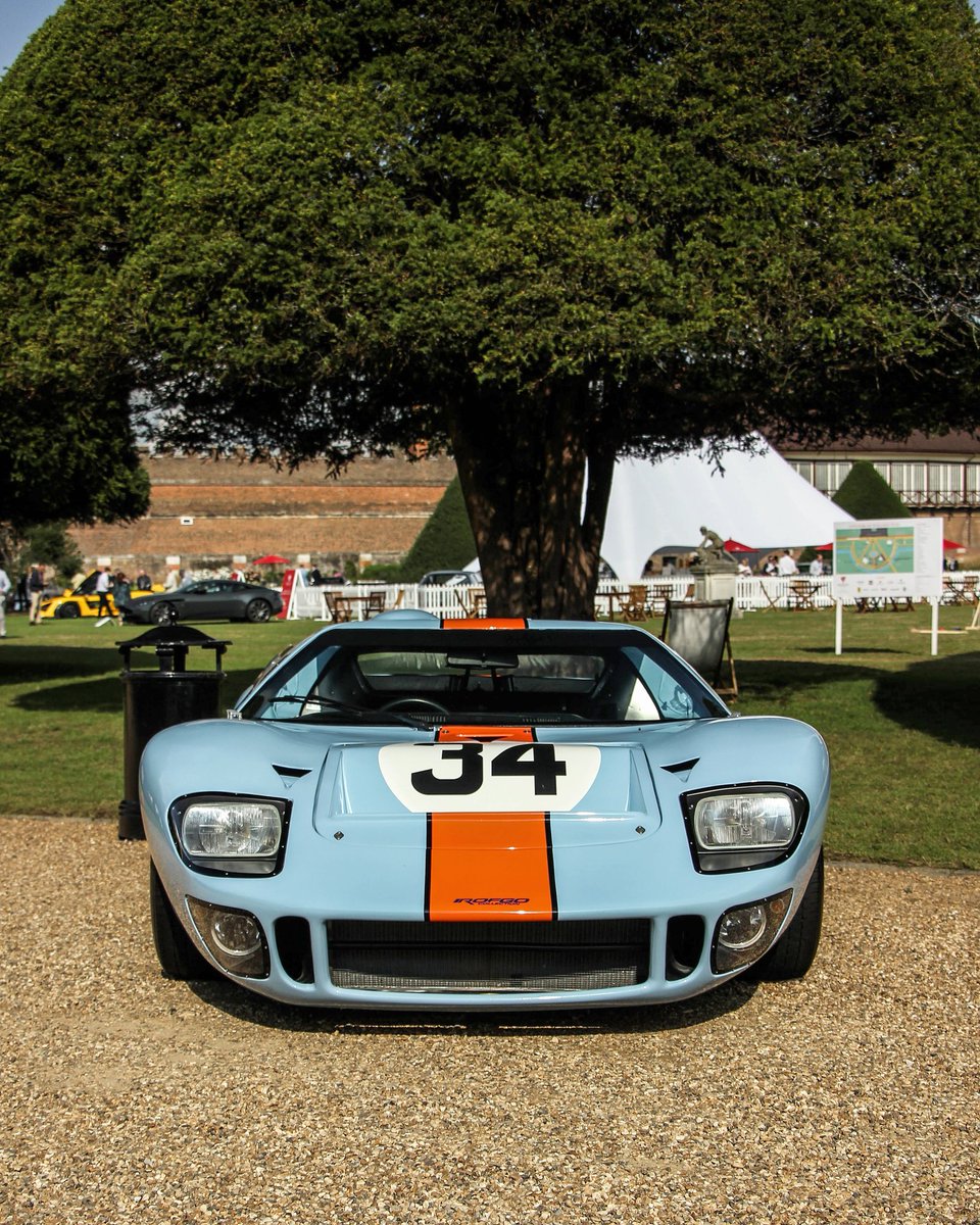 ConcoursUK's tweet image. The 1968 Ford GT40 Mk1 wearing arguably the most famous livery of all time!