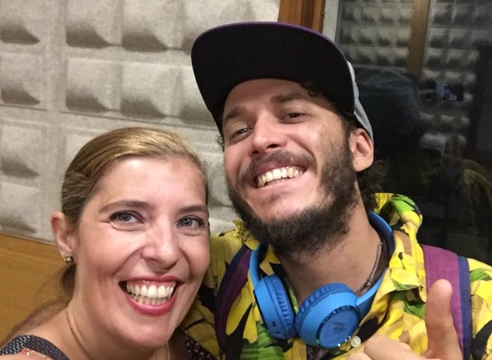 DanielaPress's tweet photo. . @lglopes esteve ontem em concerto no B.Leza, em Lisboa. Antes disso, já tínhamos conversado sobre as músicas que o fizeram voltar a Portugal: «A música é uma oferenda dos artistas para o Universo». https://t.co/UUbC9d78C2 #MANA #BLeza #LuizGabrielLopes #músicanova #aovivo https://t.co/yndBGOl1Ol