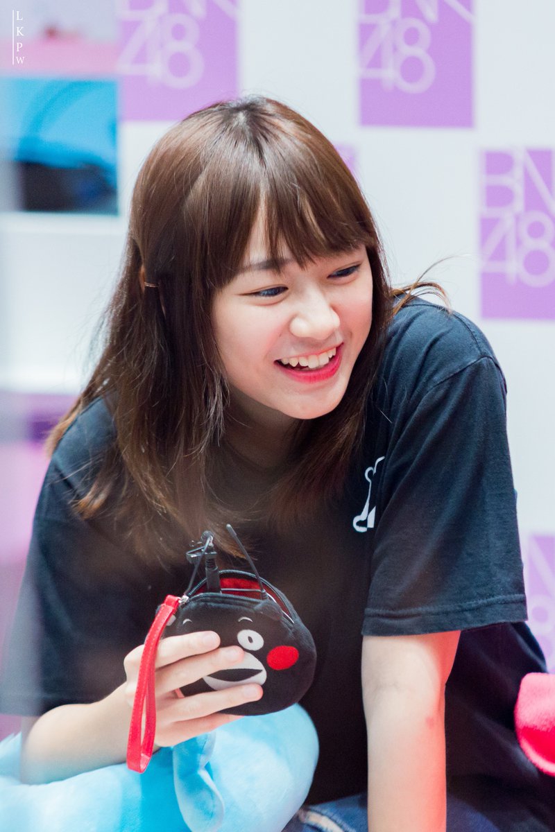 BearholdingCam's tweet photo. เห็นมะอิระแล้วหิวชิกเก้นทอดจุง 🍗🍗🍗

#MairaBNK48 #BNK48

By : Alphacon
#CanonTH #EOS6D #Sigma #SigmaThailand #Sigma70_200 F2.8 EX DG Macro HSM II https://t.co/POVP6nUwqI