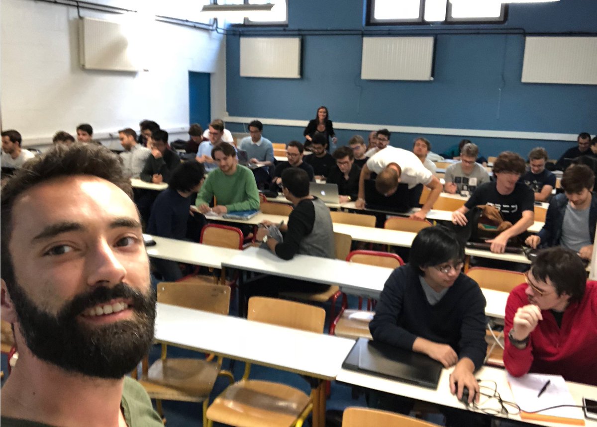 Versusmind's tweet photo. Intervention au top de notre lovely #CTO @DePhiless à @EPITA sur le thème #IA, #Cloud et #IOT pour créer un clone d' #AmazonGo
#studentlife #backtoschool #internship #job #engineer #it #symposium #versusfamily #joinversusmind #epita https://t.co/oTfBOlNDmb