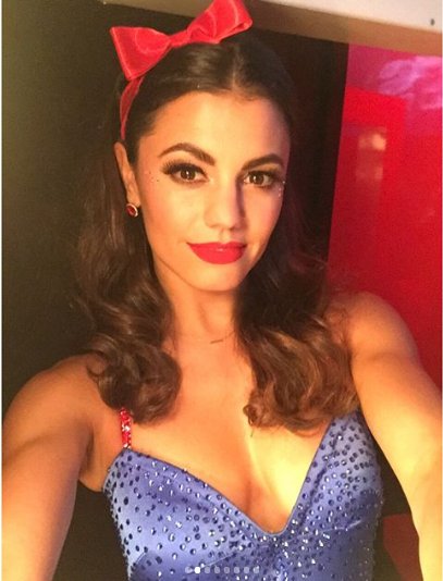 LinzeyReed's tweet photo. Happy Birthday @Dance10Hayley! Wishing you a year full of love, joy &amp; happiness. You have the most beautiful heart &amp; loving soul. Our real life #SnowWhite #LegsForDays #MegawattSmile #Sweetness #Kindness #Classy #Talented #Slayley May all your birthday wishes be granted! 🤗🎂💐💃 https://t.co/mIUHfOSw0X