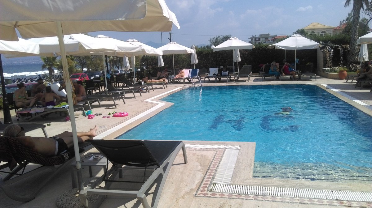 OlympicTravelSr's tweet photo. FIRST MINUTE - SANTA BEACH 4*, AGIA TRIADA ❗❗❗🇬🇷
15% RANI BUKING POPUST ZA REZERVACIJE DO 28.02.2019
10% RANI BUKING POPUST ZA REZERVACIJE DO 31.03.2019
+ DETE LETUJE BESPLATNO
#santabeach #agiatriada #firstminute
https://t.co/bDv5EPjA51 https://t.co/J1p6dn0gWC