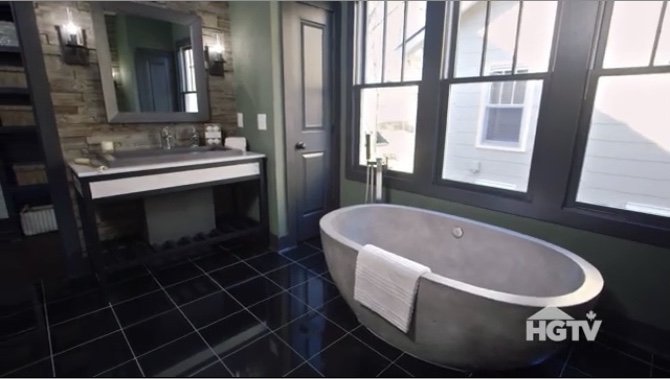 Native_Trails's tweet photo. The bathtub that everyone loves gets even more love! This time on @hgtvcanada's @mastersofflip. You'll also spot our Cuzco Vanity and NativeStone #troughsink in this moody #masterbath, designed by our friend @KortneyWilson. https://t.co/LzqjY2vfPI