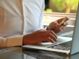 numsight's tweet photo. On combine ici le device, le secteur et le canal d'acquisition pour une synthèse complète des taux de conversion en vigueur dans le e-commerce. Comparez vos résultats à la moyenne! #emarketing #mcommerce #conversionrate #digital https://t.co/QmoZfSbugb https://t.co/RP2HzaZB6Y