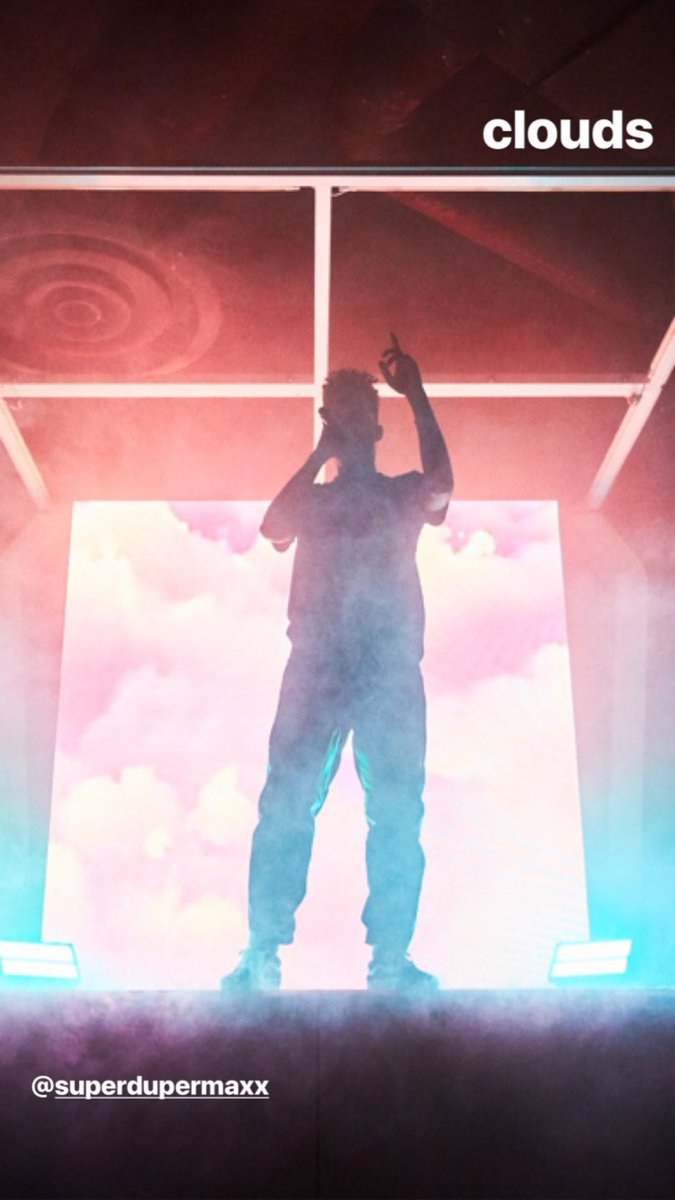 maro_coul's tweet photo. never been more excited in my life @SuperDuperKyle #LightSpeedTour 19 days to go!! https://t.co/ZRWSeaQ6BL
