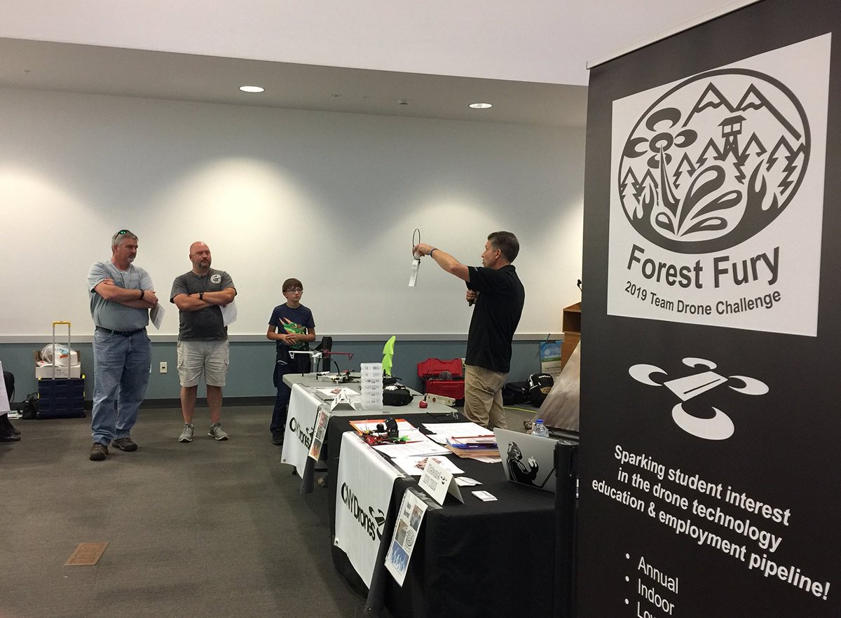 GriffissInst's tweet photo. Annual Drone Competition Registration Opens | @cnydrones https://t.co/udD5GrqA3v #SUNYAMA #ForestFury #TeamDroneChallenge https://t.co/HGg6NDjdnQ
