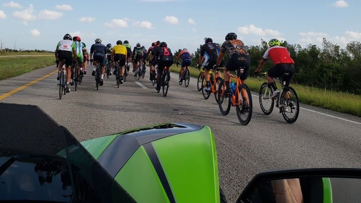 Warning to cyclists, the @PPinesPD will issue citations if you don't stay in your lane bit.ly/2QJHudT?utm_so… https://t.co/k2zJnpkqZU