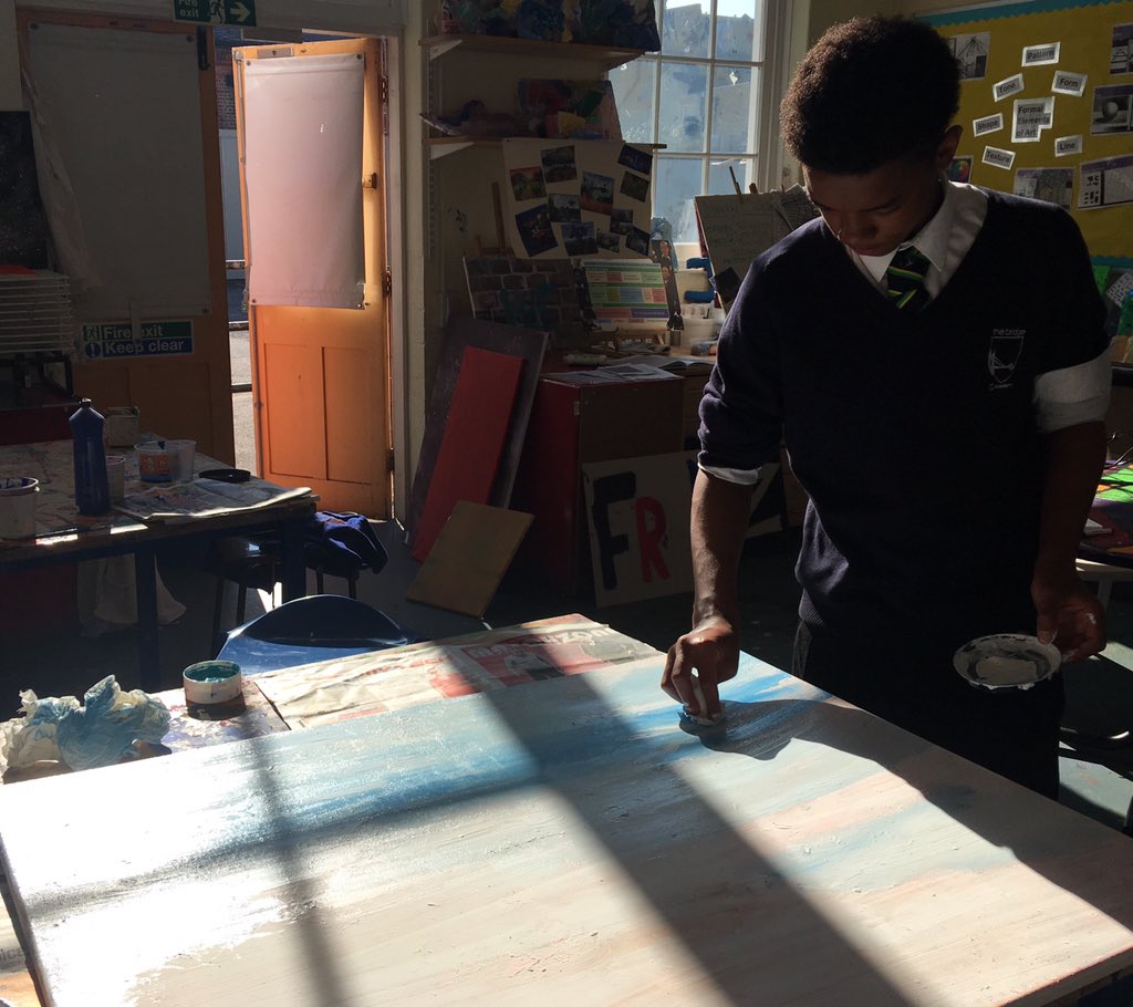 TBAPArt's tweet photo. Learner at The Bridge enjoying  creating a sea scape. Excellent work ! @TBAPBridge https://t.co/h3PwMKEHPR