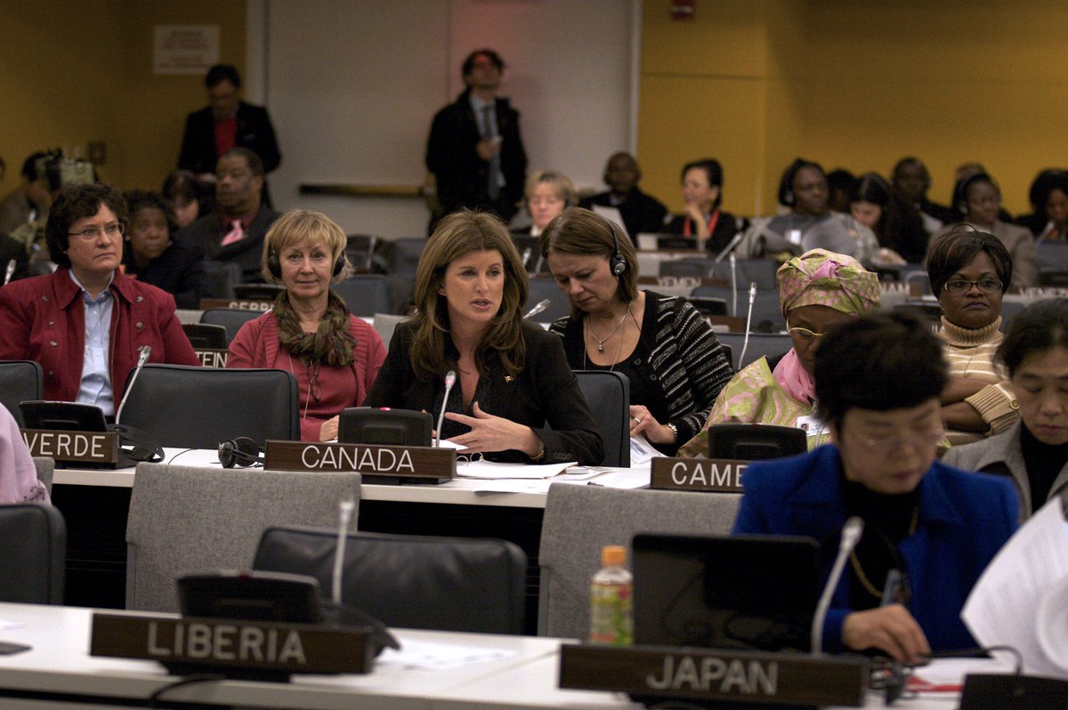 CanadaONU's tweet photo. En 2011, le 🇨🇦 et @PlanCanada ont mené une campagne à l'@ONU_fr pour obtenir l'adoption d'une rés désignant le 11 octobre #JourneeinternationaledelaFille. Auj., nous célébrons les filles des quatre coins du monde : leurs voix, leur force et leur avenir. https://t.co/HVj7eIcSbA https://t.co/qYGBAx5wTY