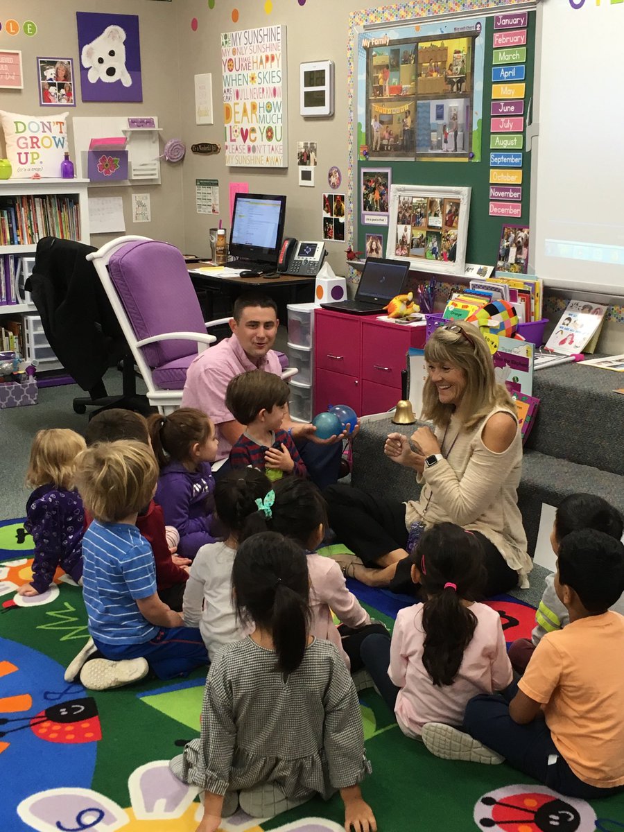 Mr. Dodson helped my class predict which balloon was heaviest... the solid (frozen water), liquid or gas. We will see who predicted correctly this afternoon when we weigh them.