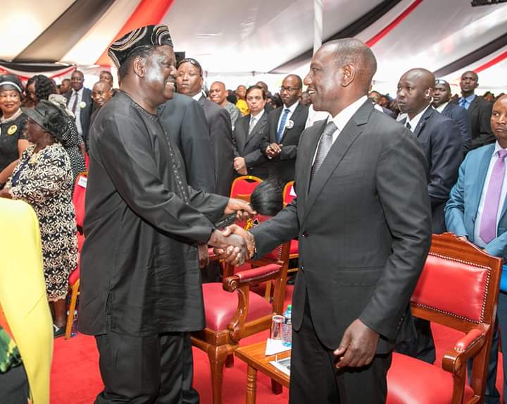 robinnjogu's tweet photo. #RIPKamaru
@RailaOdinga 
@WilliamsRuto https://t.co/bi7hYhV4f8