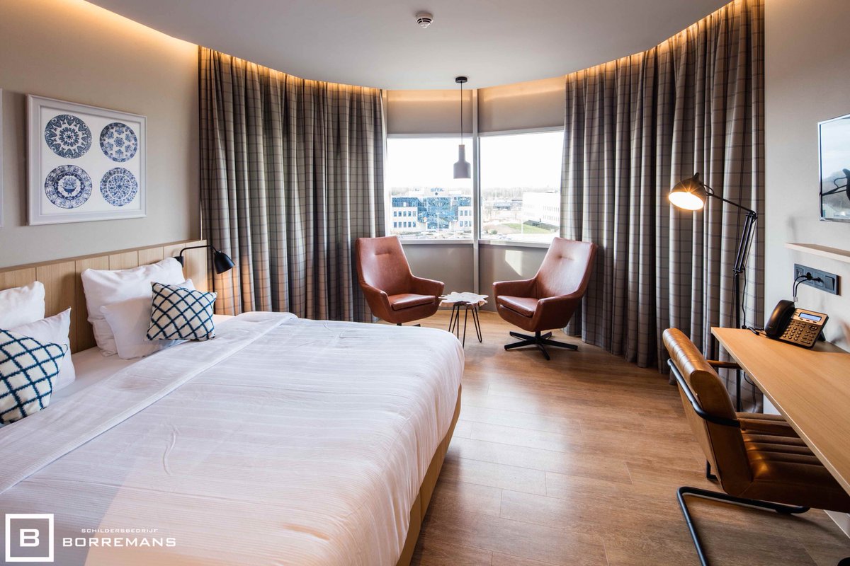 Dit is 1 van de hotelkamers van Urban Lodge Hotel in #Amsterdam Slotendijk. #Schildersbedrijf #Borremans heeft hier het #schilderwerk en afwerking voor zijn rekening genomen: kamers, kozijnen, ramen, kilometers plinten en trapleuningen, trappenhuizen, plafond en buitenwerk.