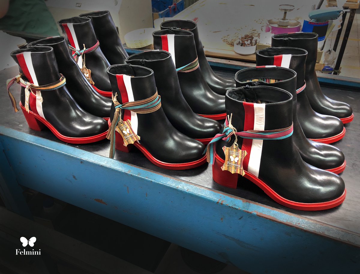 felminishoes's tweet photo. Life's too short to wear boring boots!
Felmini ❤️🖤 color!

#felmini #felminishoes https://t.co/zumW4rNguU