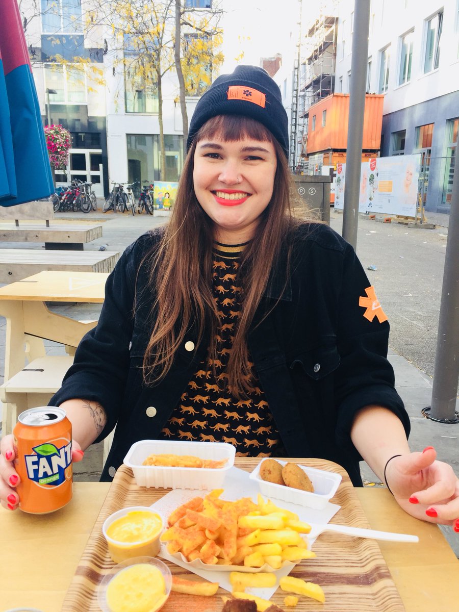 ElineVanhooydon's tweet image. I was lucky enough to flaunt #WEEKDAY’s Peace Collection, because violence is never an answer. Love die campagnes die jongeren willen inspireren om conflicten op te lossen zonder geweld en die bewustzijn willen creëren rond de problematiek. ❤️🕊 #antiviolenceproject #PeaceForce