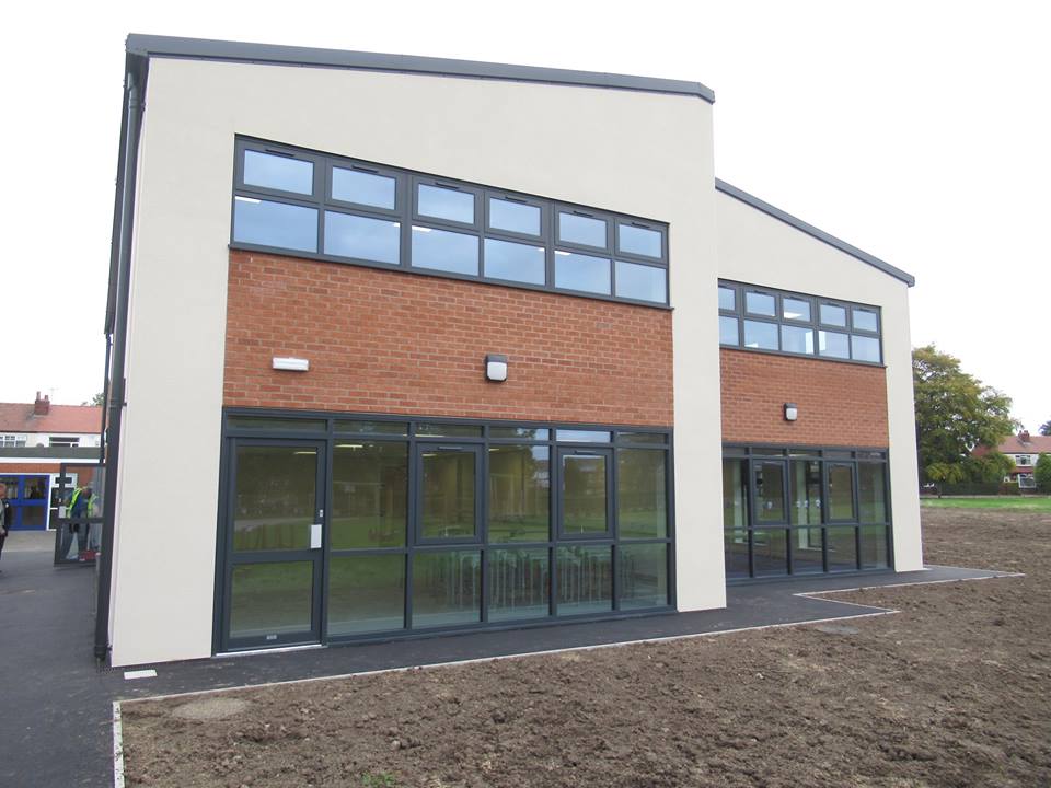 VPiUKAnt's tweet photo. Stunning new-build extension now complete at Our Lady & St Gerards in #Lostock, #Preston, #Lancashire. @parexuk #Monorex was used and has received fantastic feedback from the school! Well done to all involved!👌👍👏 #ParexUK @Rosslee1 #Decorend #Render https://t.co/zIJCnkgPld