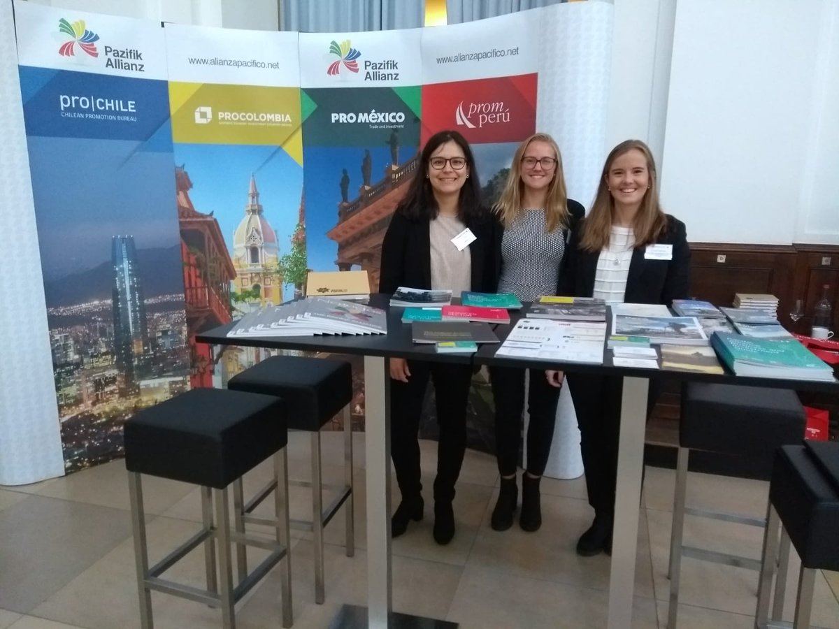 prochile_de's tweet photo. Representing the Pacific Alliance at the LAV- Lateinamerika Tag , Hamburg. @ProChile @A_delPacifico @DTORRESD @LateinamerikaVerein https://t.co/UL4jBxRWPZ