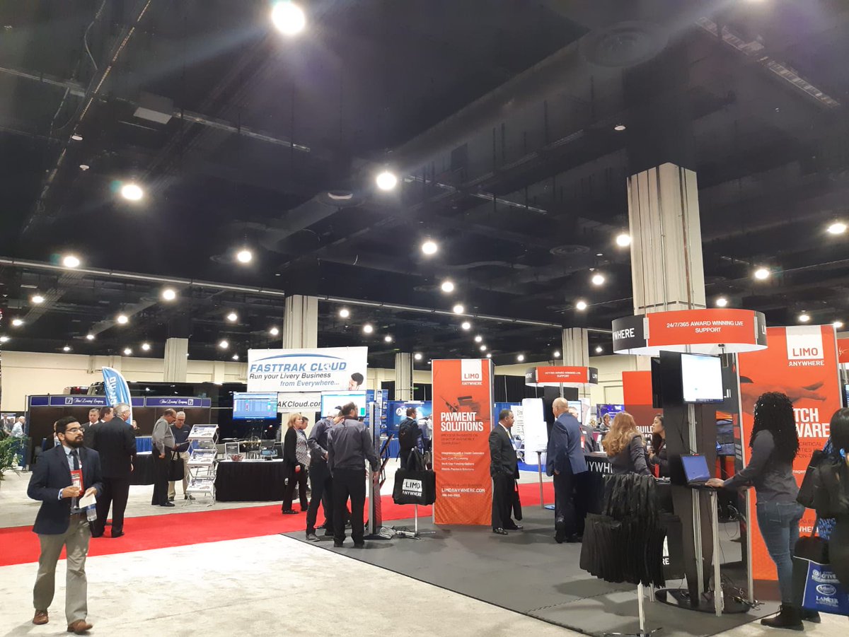 Taxiberia's tweet photo. Toda una experiencia haber estado presentes en la feria #CDShow2018, referente de nuestro sector en los Estados Unidos. Abriendo nuevos mercados 🚓 @Bookroad_eu https://t.co/ZHtdvNFGK4