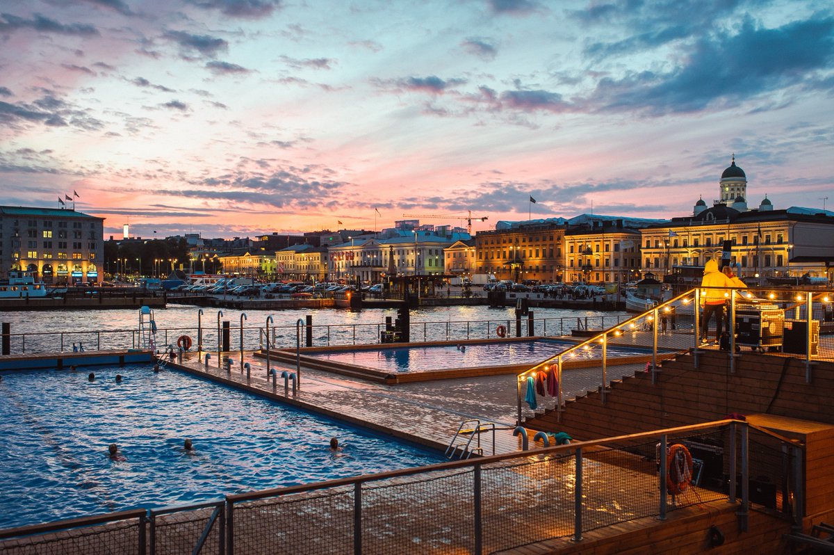 #Flydubai’s 1st direct flight from Dubai to #Helsinki departs today – there’s now a year-round flight connection between UAE &amp; Finland! Great news for the 1,000 Finns living here, as well as tourism 😊 <a href="/VisitHelsinki/">Visit Helsinki</a> #VisitFinland
Photo © Eetu Ahanen