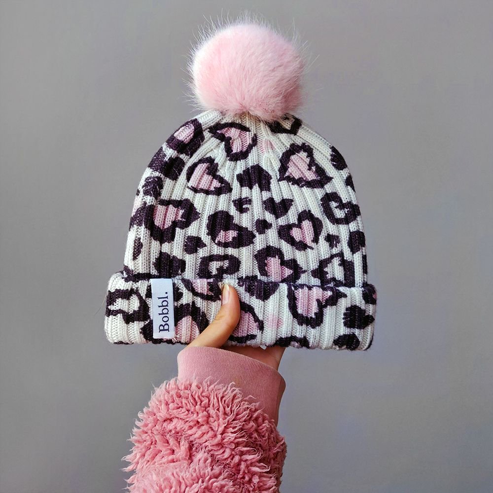 BobblUK's tweet photo. We love this spin on a classic and with little burst of neutral pinks, this is perfect for the #fall ! Shop our With Love Classic Printed Hat. 💗😘 https://t.co/Hl7EGEV3WW