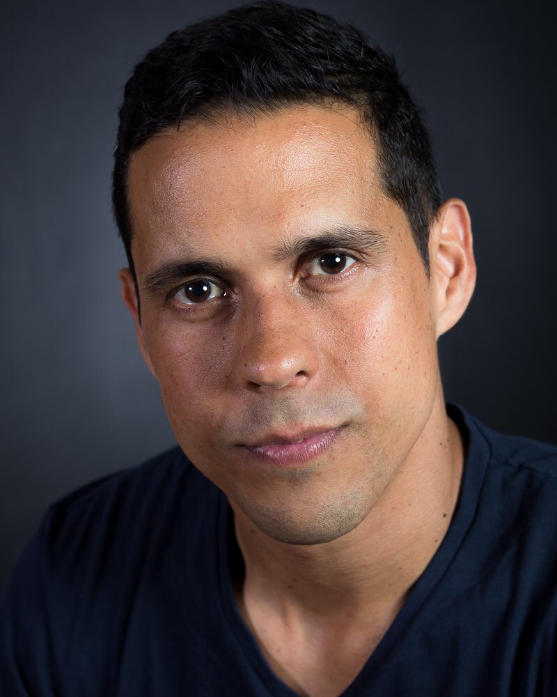 lulasactor's tweet photo. New look. Photo by Jim &amp; Elly Studios #actor #headshot #cleanshaven #changeyourlook https://t.co/7jTFyBwK79