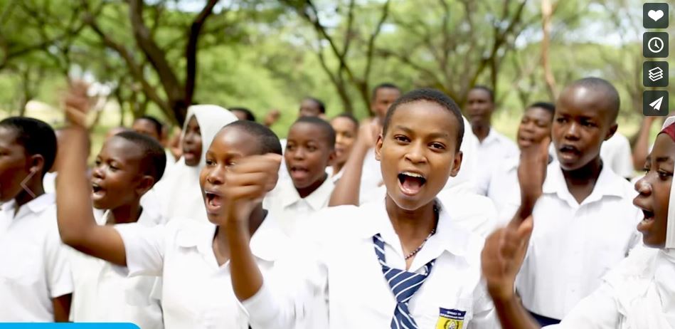 SNV_Water's tweet image. In celebrating #dayofthegirl today... and for every succeeding day, heed Venancia&apos;s call: &quot;Be confident, strong, free. I CAN. YOU CAN.&quot; on.snv.org/2E7z3HY #Tanzania #GirlsInControl